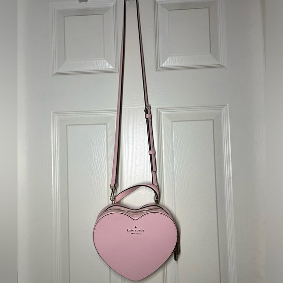Kate Spade pink heart purse - Picture 3 of 5